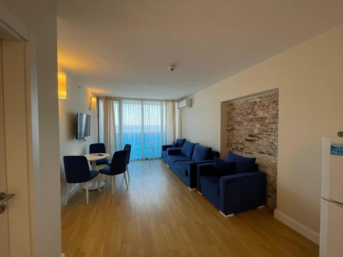 Aparthotel Orbi City Sea View Батуми Экстерьер фото
