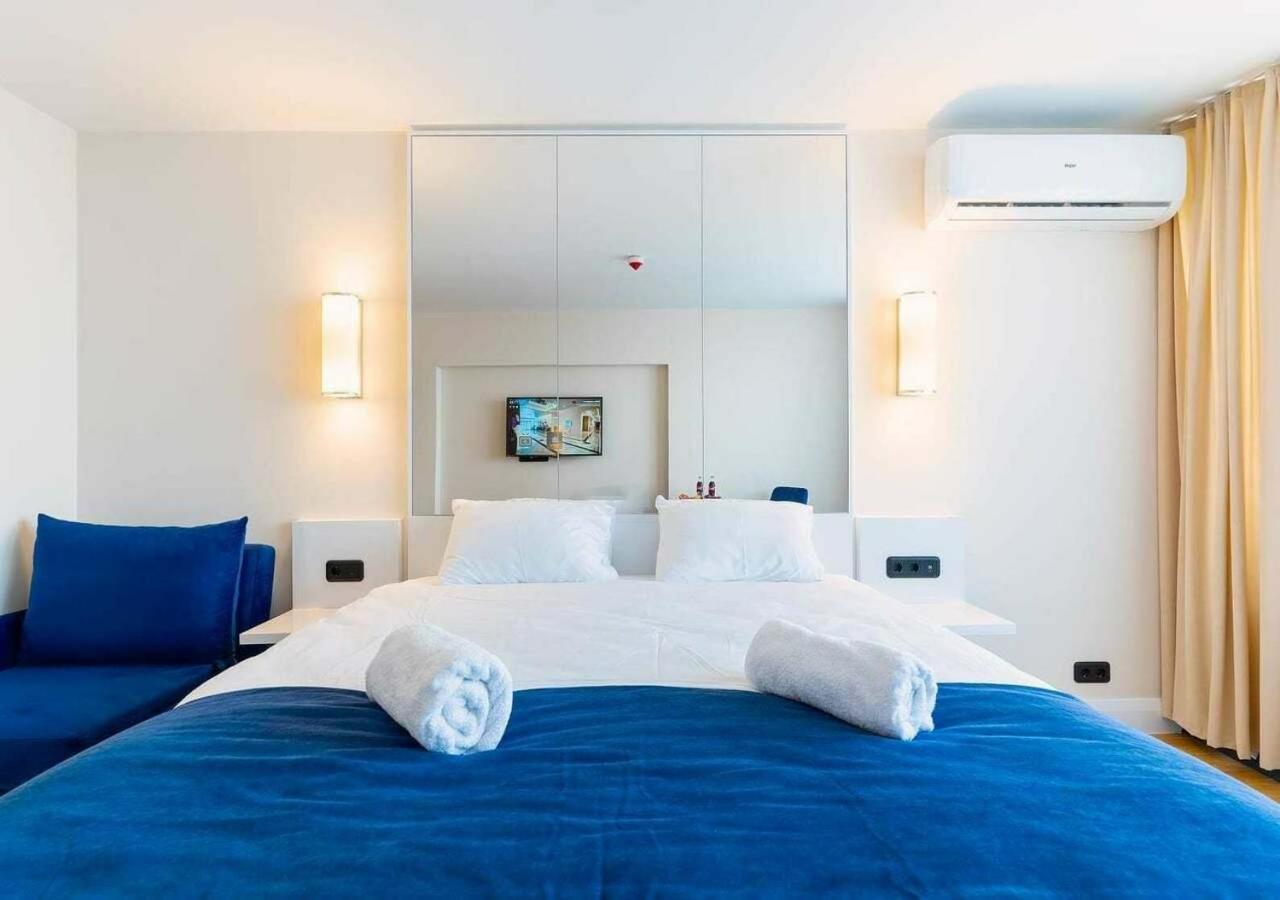 Aparthotel Orbi City Sea View Батуми Экстерьер фото