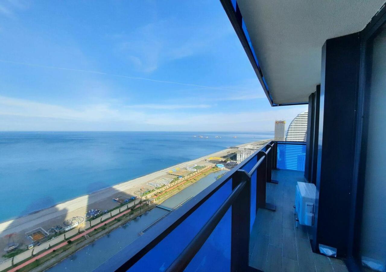 Aparthotel Orbi City Sea View Батуми Экстерьер фото