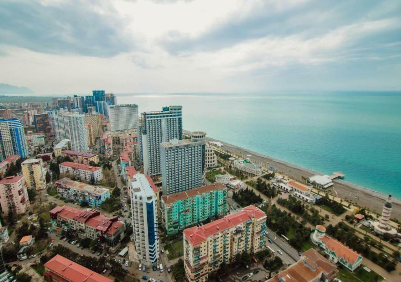 Aparthotel Orbi City Sea View Батуми Экстерьер фото