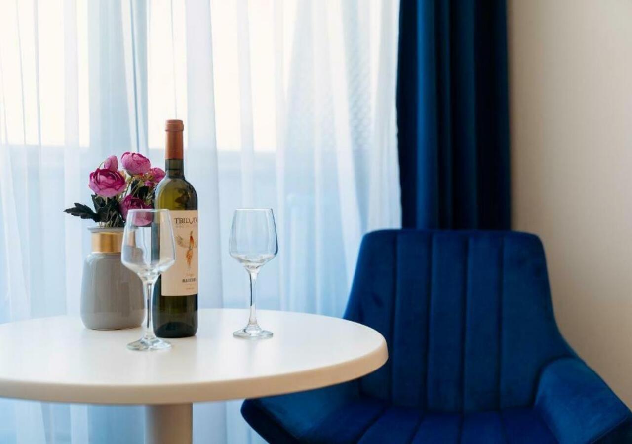 Aparthotel Orbi City Sea View Батуми Экстерьер фото