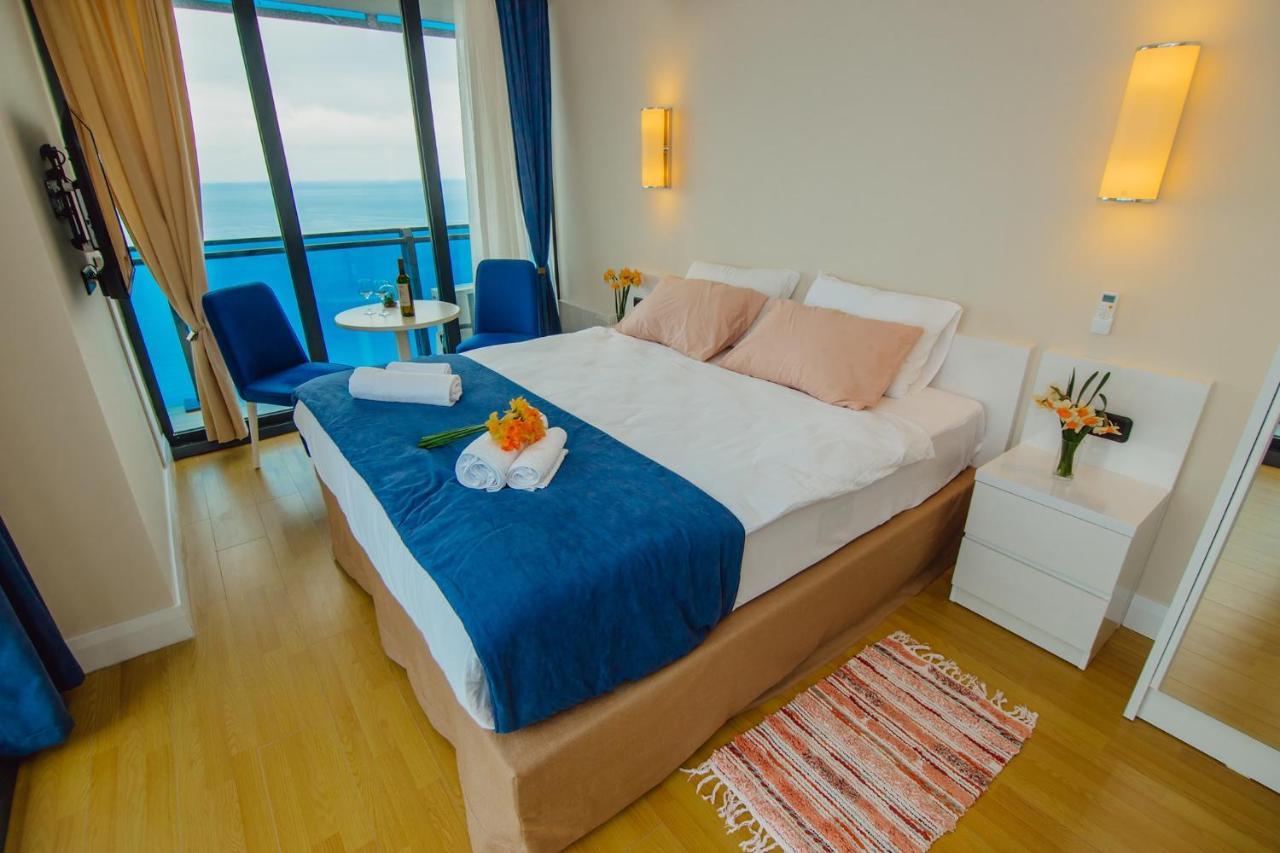 Aparthotel Orbi City Sea View Батуми Экстерьер фото